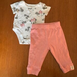 🍊5/$25 Disney Mickey and Minnie Mouse Baby Outfit size 6m